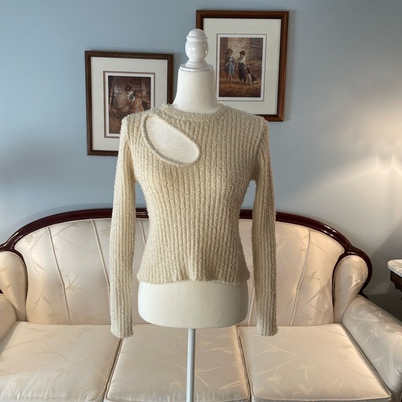 New Zara Textured Light Beige Sweater - Picture 5 of 14